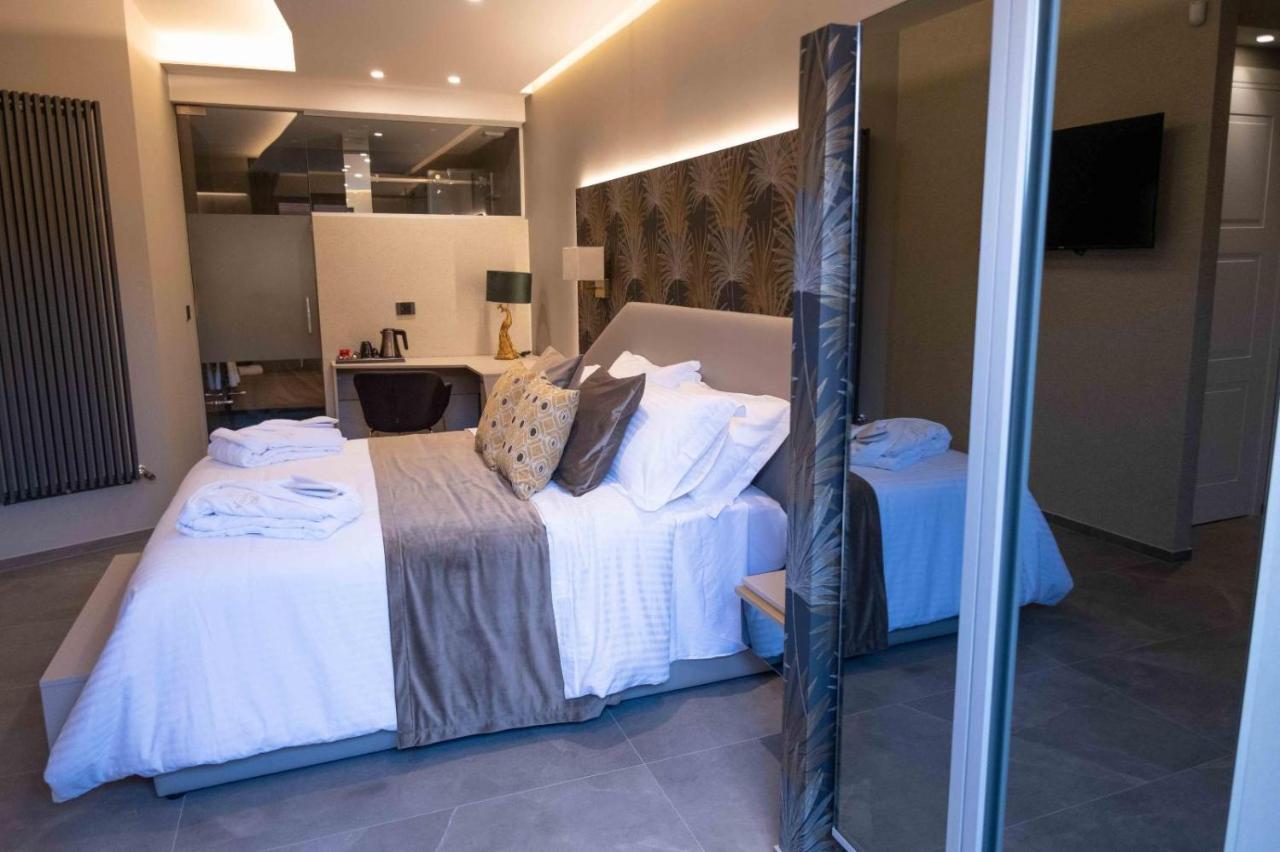 Luxury Triple Room